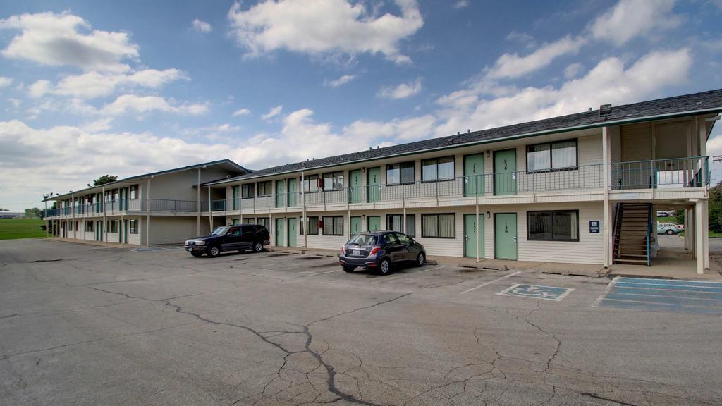 Motel 6 Des Moines South - Airport Dış mekan fotoğraf